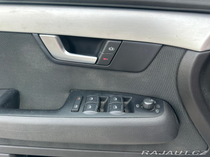 Audi A4 2.0TDi, 125KW, S-LINE 2007