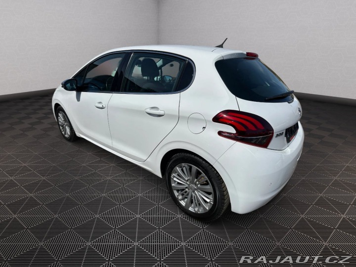 Peugeot 208 Style 2017