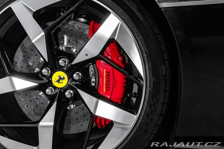 Ferrari Ostatní modely Spider 2026