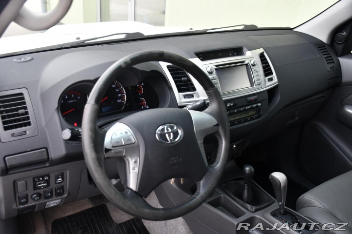 Toyota Hilux  2011
