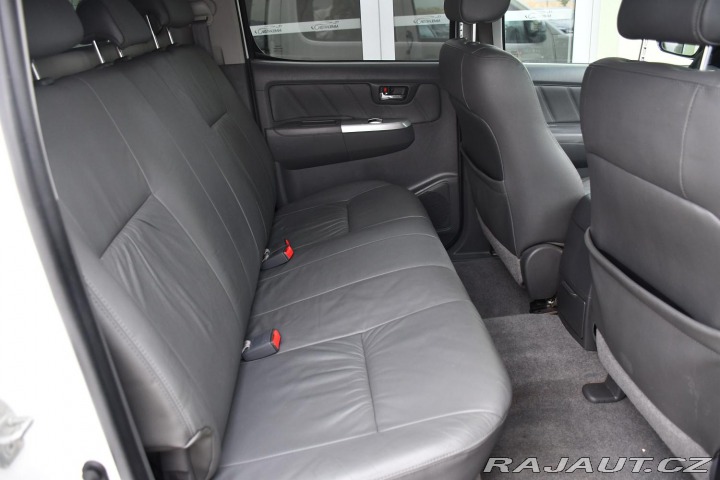 Toyota Hilux DOUBLE CAB 3.0d PO ROZVOD 2011