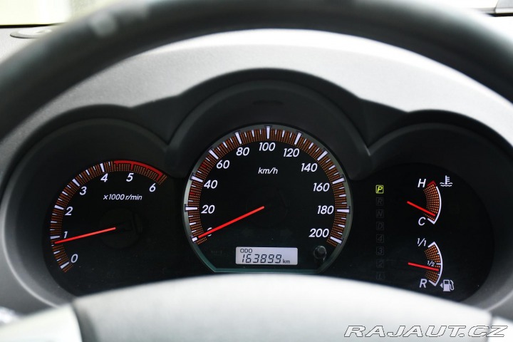 Toyota Hilux DOUBLE CAB 3.0d PO ROZVOD 2011
