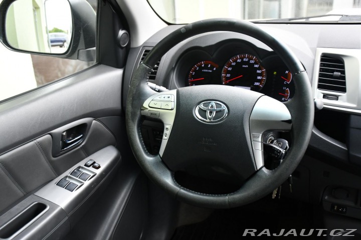 Toyota Hilux DOUBLE CAB 3.0d PO ROZVOD 2011