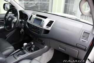 Toyota Hilux  2011