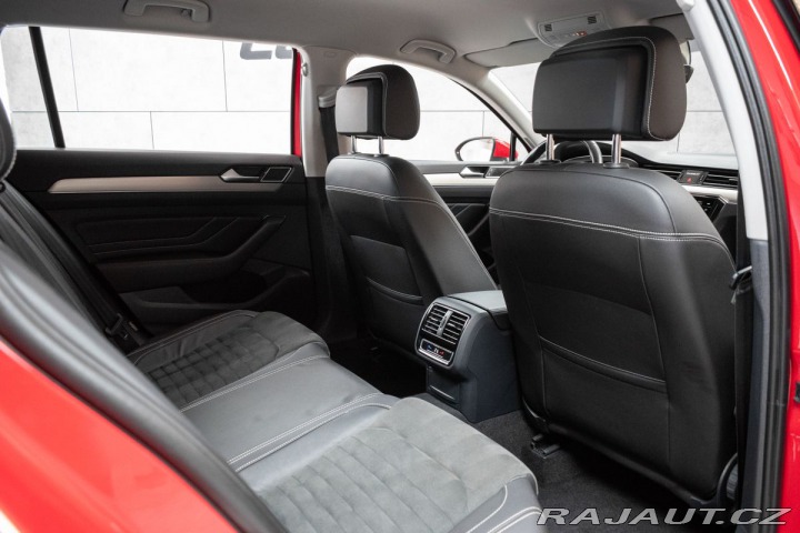 Volkswagen Passat 2.0 TDI DSG*ELEGANCE*ACC* 2022