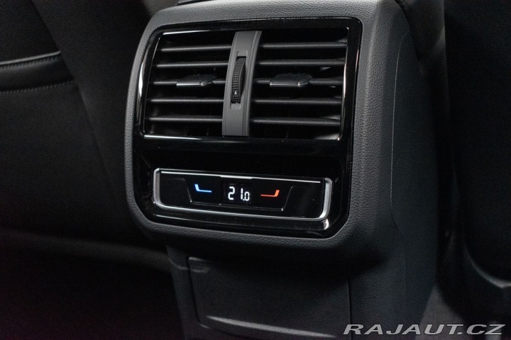 Volkswagen Passat 2.0 TDI DSG*ELEGANCE*ACC* 2022
