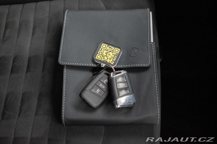 Volkswagen Passat 2.0 TDI DSG*ELEGANCE*ACC* 2022