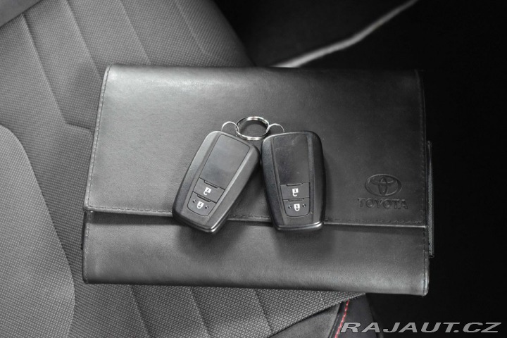 Toyota Corolla 2.0HYBRID SELECTION*ČR 1. 2019