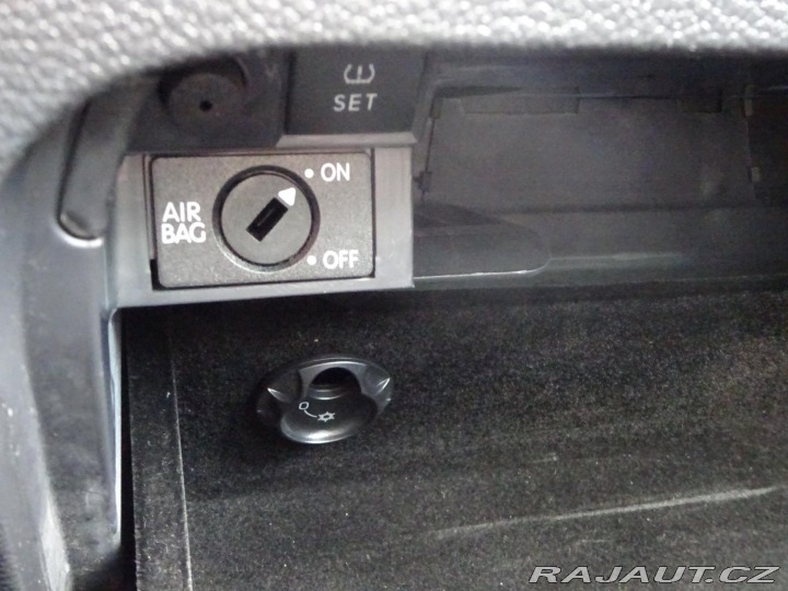 Volkswagen Golf 1.4TSI 90kW MATCH 2013