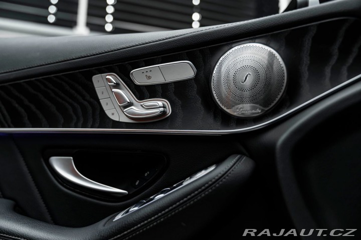 Mercedes-Benz GLC 4MATIC 2023