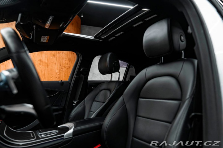 Mercedes-Benz GLC 4MATIC 2023