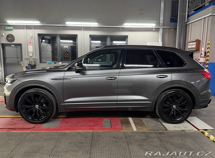 Volkswagen Touareg 3.0 V6 TDI SCR 286k R-Lin 2019