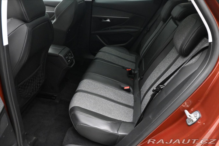 Peugeot 3008 1,6 HDI 88kW Allure Panor 2017