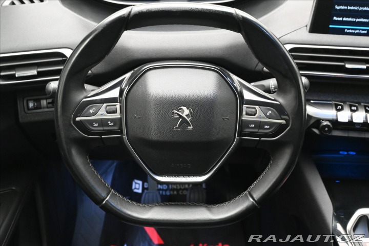 Peugeot 3008 1,6 HDI 88kW Allure Panor 2017
