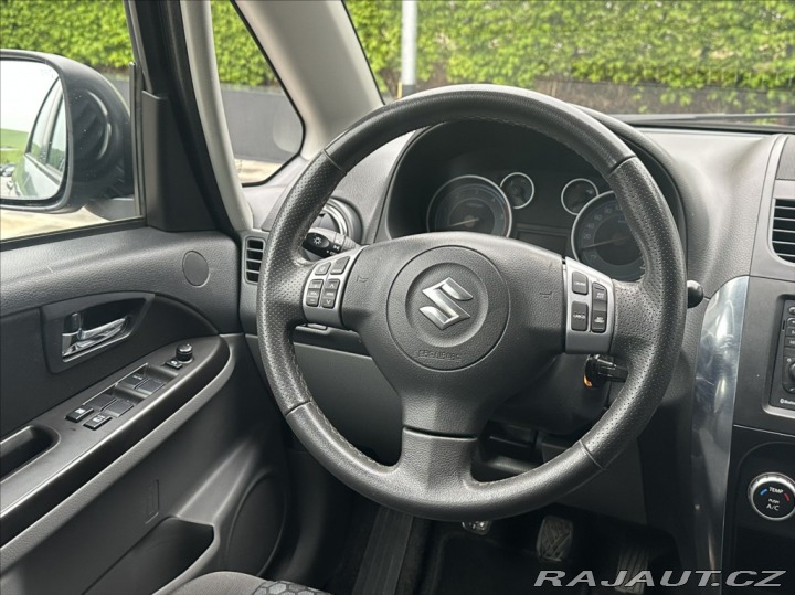 Suzuki SX4 2,0 DDiS 135PS  Style 4x4 2012