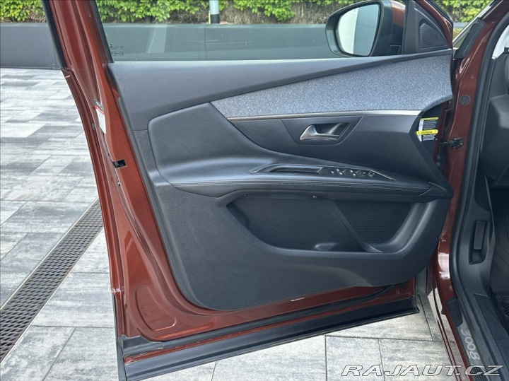 Peugeot 3008 1,2 PureTech 130PS  Allur 2018