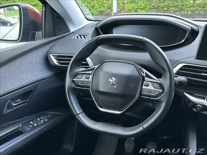 Peugeot 3008 1,2 PureTech 130PS  Allur 2018