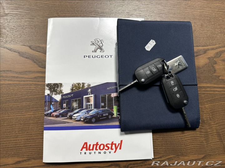 Peugeot 3008 1,2 PureTech 130PS  Allur 2018