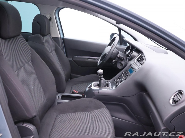 Peugeot 5008 2,0 HDI 110kW CZ Panorama 2012