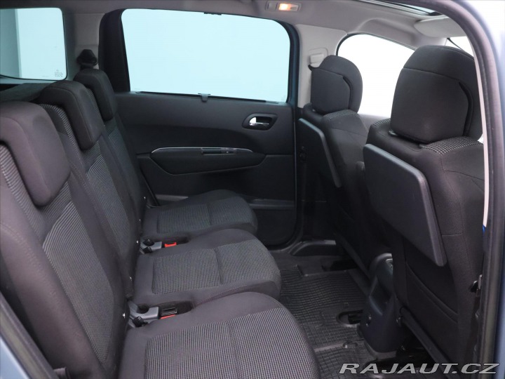 Peugeot 5008 2,0 HDI 110kW CZ Panorama 2012