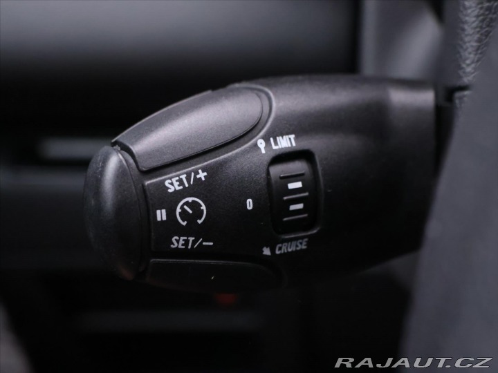 Peugeot 5008 2,0 HDI 110kW CZ Panorama 2012