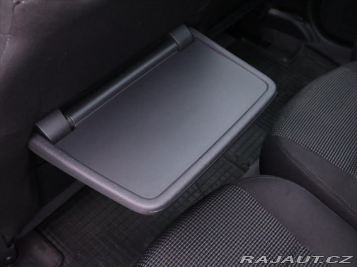 Peugeot 5008 2,0 HDI 110kW CZ Panorama 2012