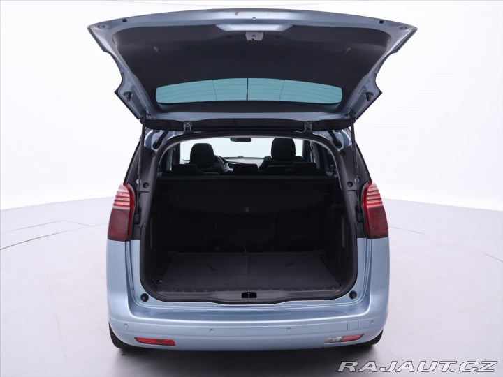 Peugeot 5008 2,0 HDI 110kW CZ Panorama 2012