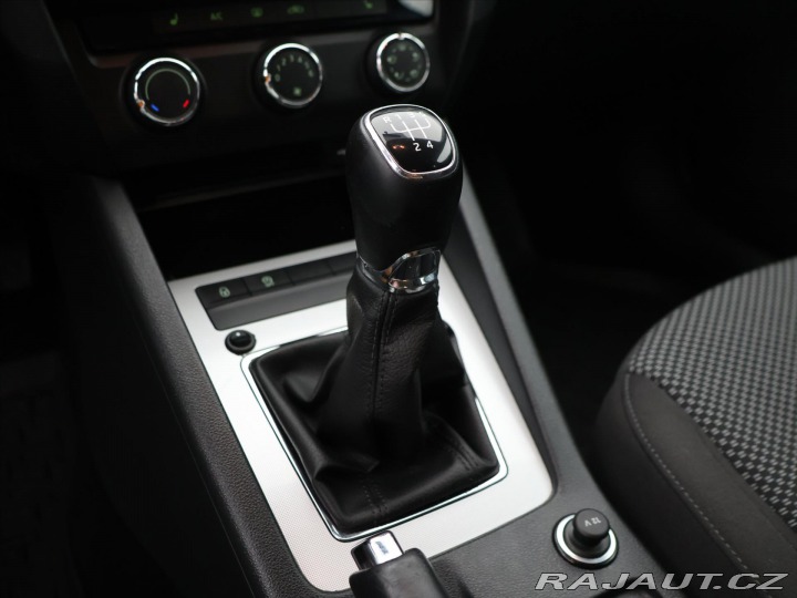 Škoda Octavia 1,6 TDI CZ Serv.Kniha Taž 2016