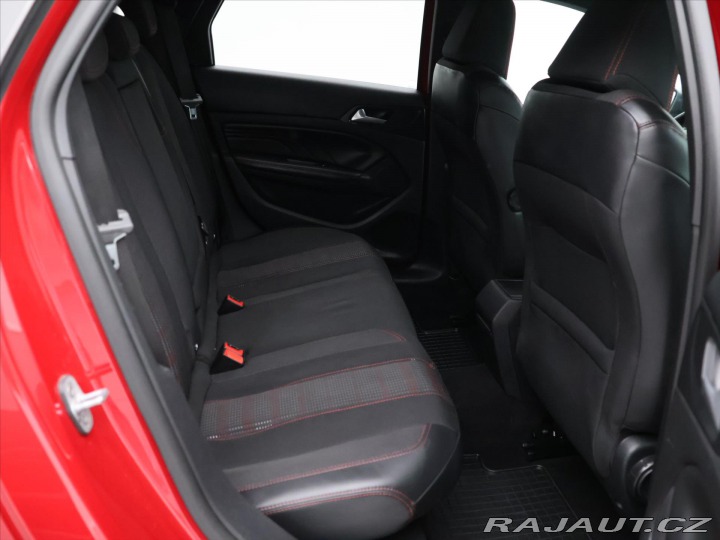 Peugeot 308 1,2 96kW GT-Line LED tažn 2017