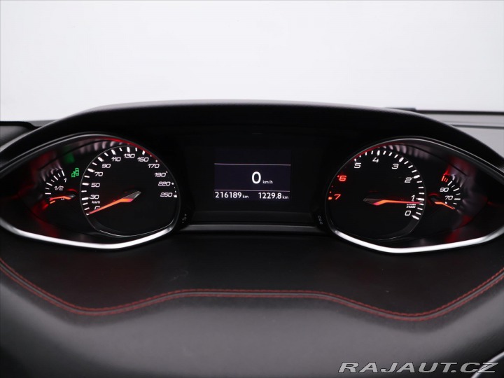 Peugeot 308 1,2 96kW GT-Line LED tažn 2017