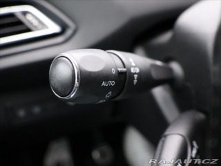 Peugeot 308 1,2 96kW GT-Line LED tažn 2017
