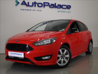Ford Focus 1,5 EB110kW Red & Bla