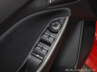 Ford Focus 1,5 EB110kW Red & Bla 2016