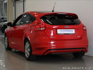 Ford Focus 1,5 EB110kW Red & Bla 2016