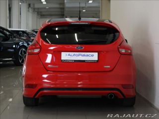 Ford Focus 1,5 EB110kW Red & Bla 2016