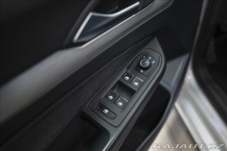 Volkswagen Golf 1,5 eTSI DSG KAMERA VÝHŘE 2023