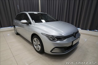 Volkswagen Golf 1,5 eTSI DSG KAMERA VÝHŘE 2023