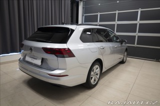 Volkswagen Golf 1,5 eTSI DSG KAMERA VÝHŘE 2023