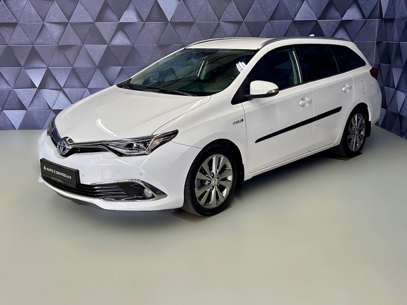 Toyota Auris 1.8 HYBRID e-CVT COMFORT,