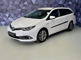 Toyota Auris 1.8 HYBRID e-CVT COMFORT,