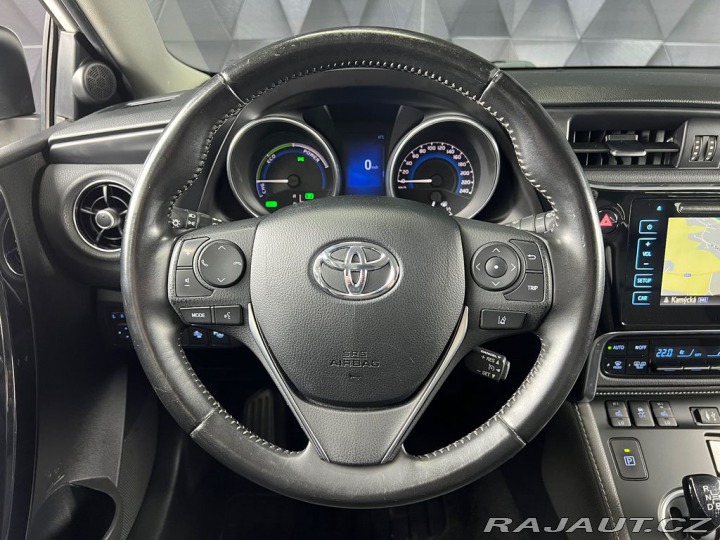 Toyota Auris 1.8 HYBRID e-CVT COMFORT, 2017