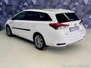 Toyota Auris 1.8 HYBRID e-CVT COMFORT, 2017