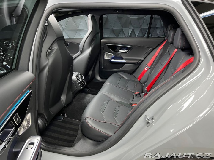 Mercedes-Benz C E PERFORMANCE 4M AMG F1 E 2024