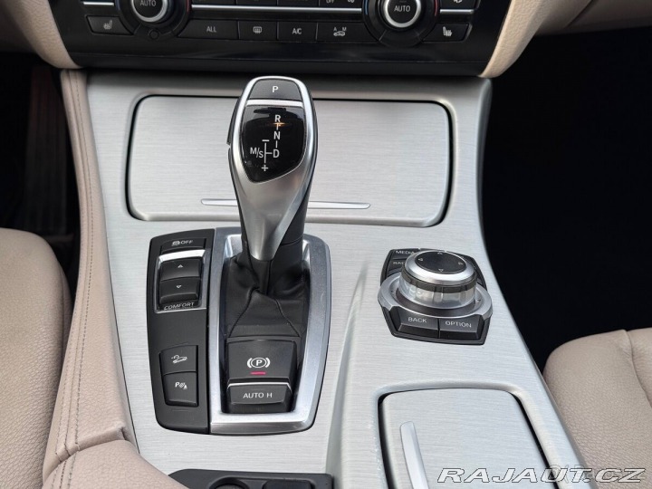 BMW 5 2,5   F11 525d xDrive kom 1800