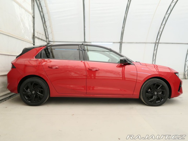 Opel Astra 1.2TURBO,96kW,GS,AT8,NAVI 2024