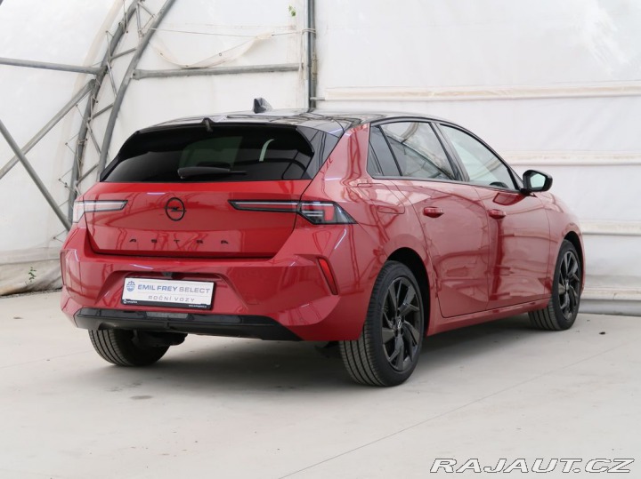 Opel Astra 1.2TURBO,96kW,GS,AT8,NAVI 2024