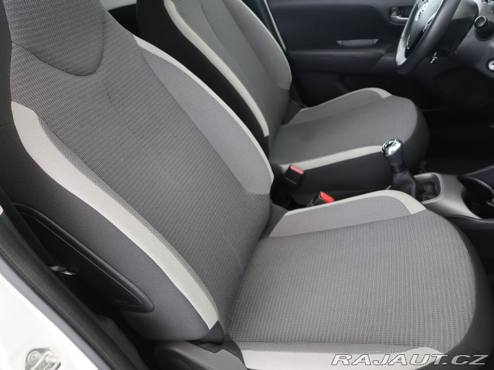 Toyota Aygo 1.0VVT-i,CZ,Style,x-play 2020