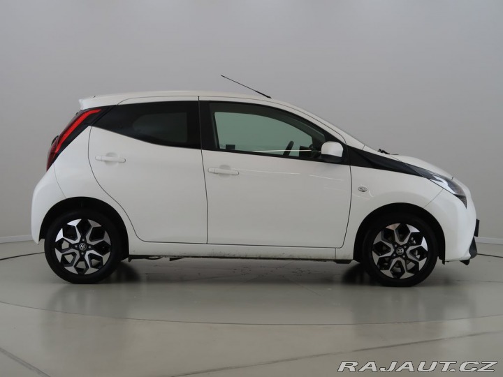 Toyota Aygo 1.0VVT-i,CZ,Style,x-play 2020
