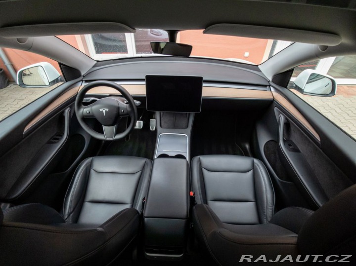 Tesla Model Y Long Range Dual Motor 378 2022