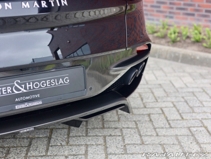 Aston Martin DBS Superleggera 5.2 V12 533 2021